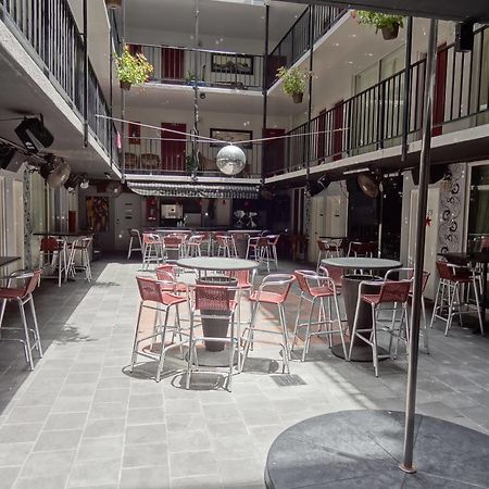 Rooftop Resort - Clothing Optional - Adult Only Холивуд Екстериор снимка